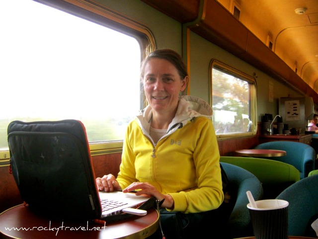 Michela_Red_Lounge_The_Ghan