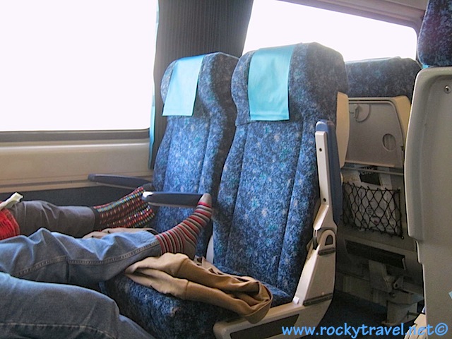 Turn the seats and pull up your feet XplorerTrain2