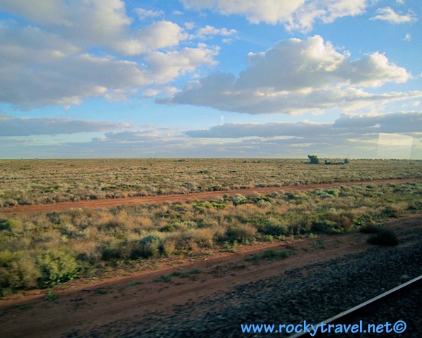 Outback Plains from the Train outback4