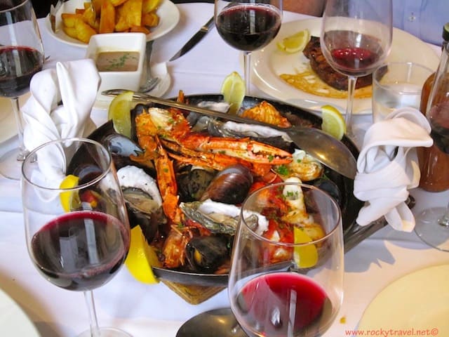 Enjoying Food in Adelaide