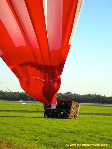 LandingHotAirBalloonMelbourne