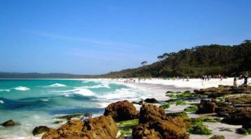 Hyams Beach White Sands