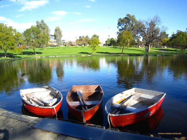 Peaceful Rymill Park in Adelaide