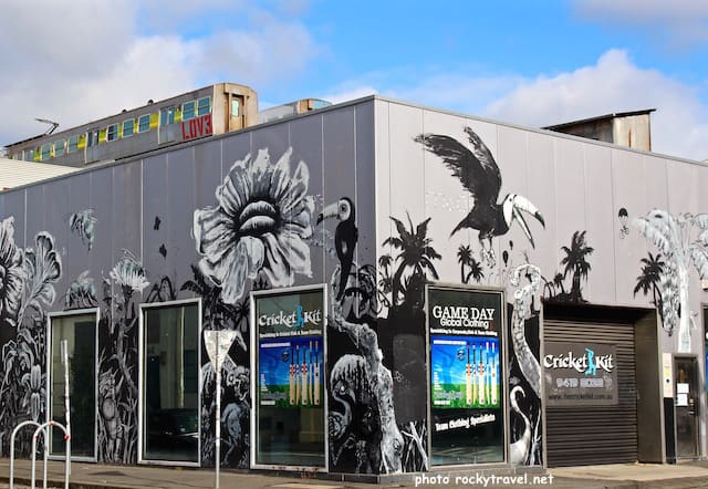 End to End Building Melbourne Street Art